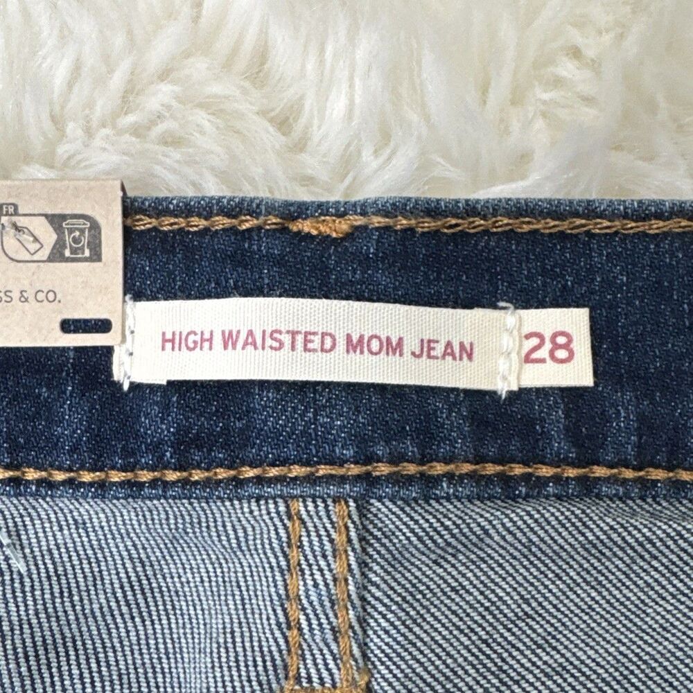 Levi’s High Waisted Mom Jeans 28 (28x26) Blue Tapered Denim Stretch Womens NWT - Picture 4 of 13